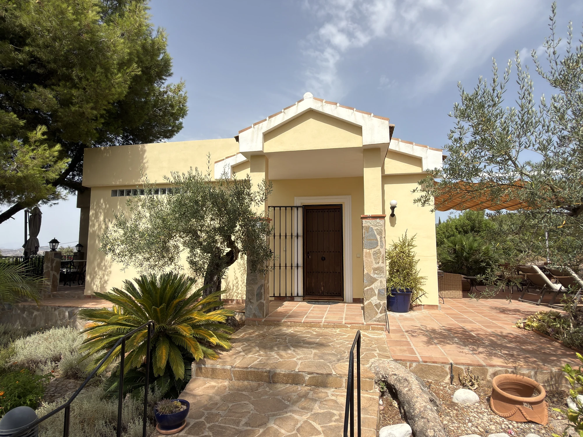 Casa Serena, 2